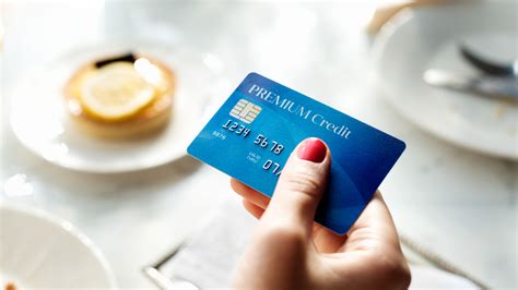 10 Things You Need to Know About Credit Card Expiration Dates ...