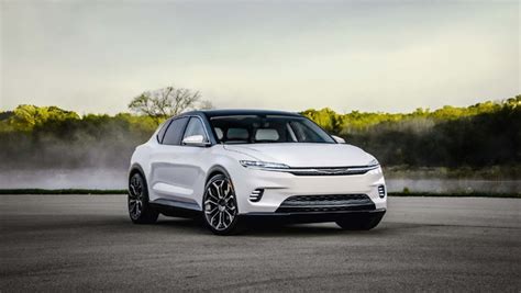 Chrysler Airflow Concept Heralds Brands Electric Future Starting In 2025