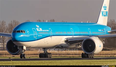 Ph Bvp Klm Boeing 777 300er At Amsterdam Schiphol Photo Id 700166