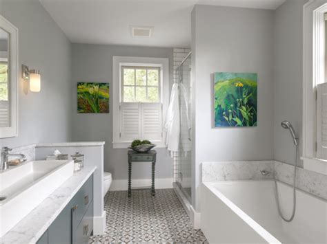 A bathroom doesn't have to be big to have great style and function. Elegant First-Floor Guest Bath - Fine Homebuilding