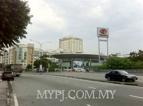 Umw toyota service centre puchong puchong batu dua belas •. Toyota Showroom & Service Centre in Section 19 | My ...