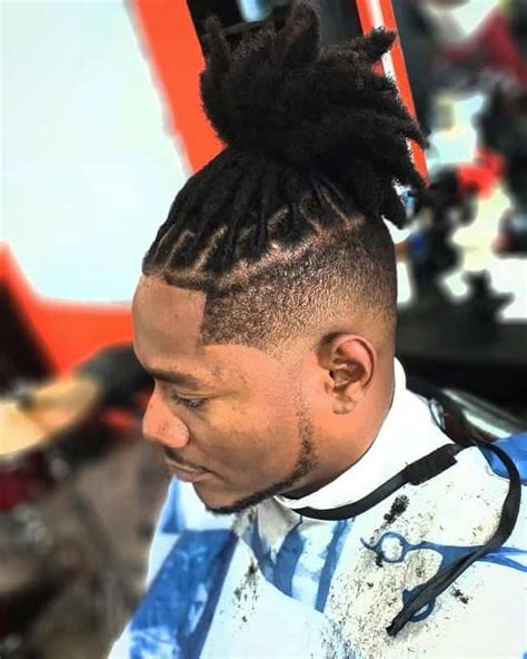 Anyone can grow dreadlocks without using wax or gels—all you need is clean hair and patience. 30 Drop Fade Haircuts for Men (2021 Guide) - Cool Men's Hair