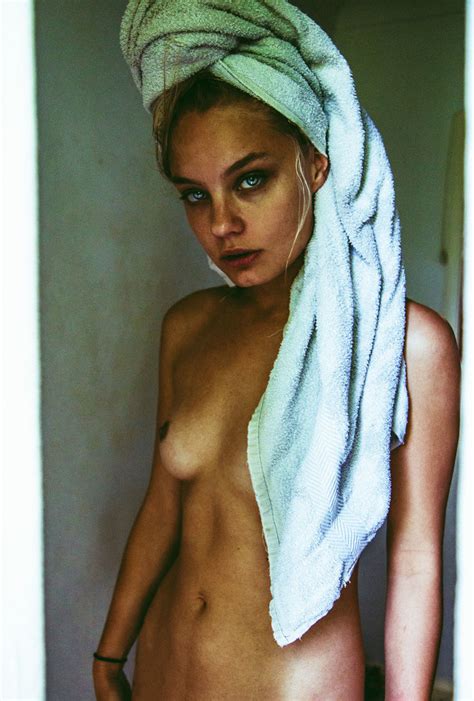 Naked Holly Horne Added 07222016 By Ka