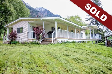 New Listing 655 Agate Bay Road Barriere Kamloops Bc 369900