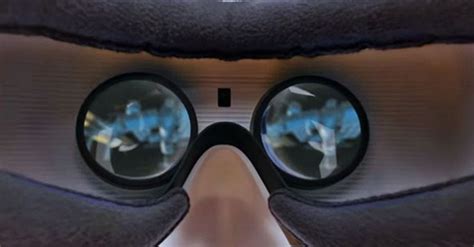 Samsung Gear Vr Ad Offers A Peek Into The World Of Virtual Reality Virtual Reality Reality