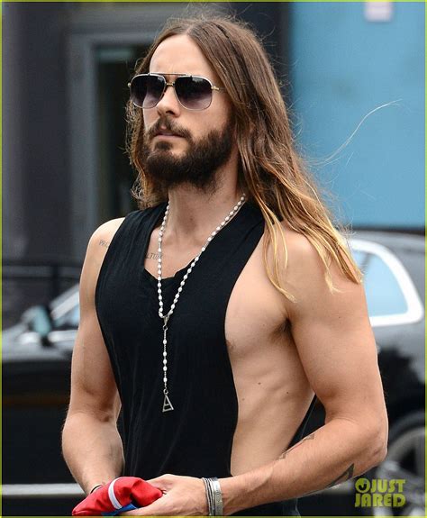 Jared Leto S Muscles Are On Full Display For Big Apple Outing Photo Jared Leto