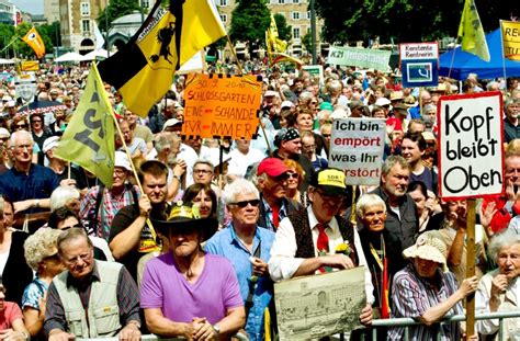 In october 2007, a petition and public demonstrations were started, sponsored by private individuals with the backing of. Demonstrationen in Stuttgart: Seit S 21 bleibt Zahl der ...