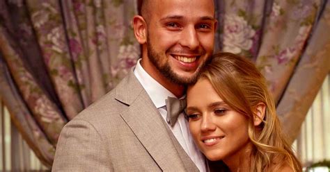 Data, o której mówi się najczęściej, to sobota, 28 lipca. Agnieszka Kaczorowska-Pela i Maciej Pela kupili dom! | Viva.pl