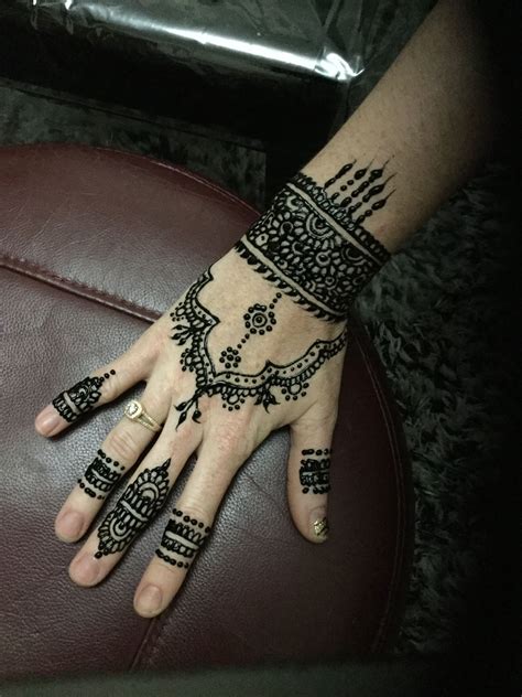 pin-by-henna-artist-on-indian-henna-artist-sydney-henna-hand-tattoo,-indian-henna,-hand-henna