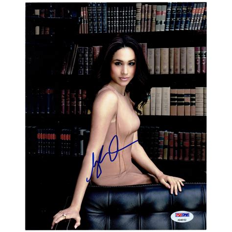 Meghan Markle Signed 8x10 Photo Psa Coa Pristine Auction