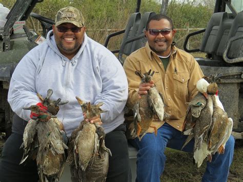 Duck Hunting In Texas Riceland Waterfowl Hunting Club