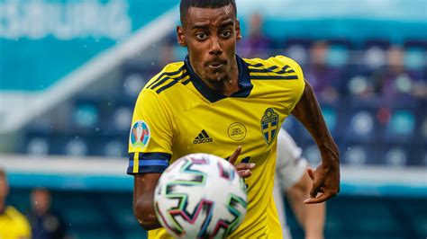 Update information for robin quaison ». Isak impresses as Sweden beats Slovakia 1-0 at Euro 2020