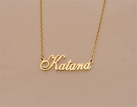 Custom Personalized Name Necklace In Golden Silver For Women Tranise