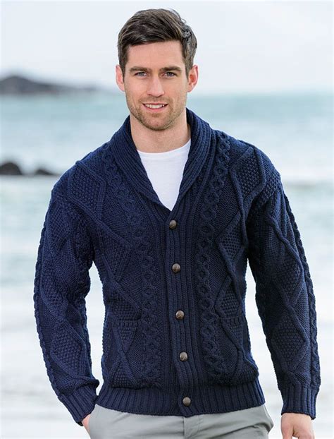 35 Winter Fashion Trends For Handsome Men Mens Cardigan Outfit Mens