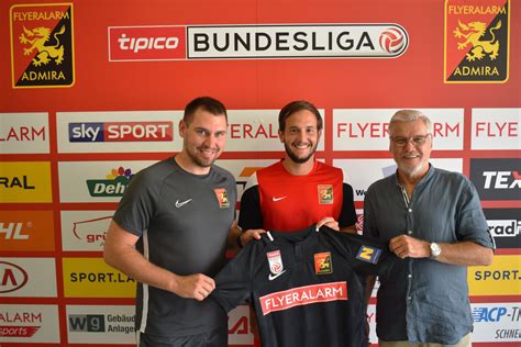 Zum thema bundesliga 2021/2022 findest du hier die komplette scorerliste. Regionalliga Ost - Christian Gartner ein „Junior" bei der ...