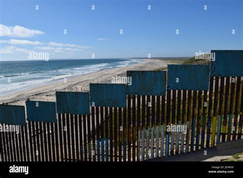 Eeuu México Frontera De Tijuana Fotografía De Stock Alamy
