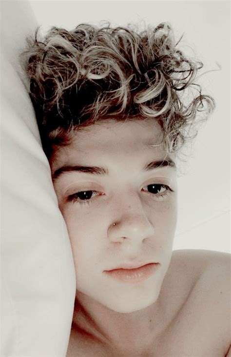 Imagine Waking Up To His Perfect Curly Hair And His Beautiful Face Perfect Curly Hair Jack