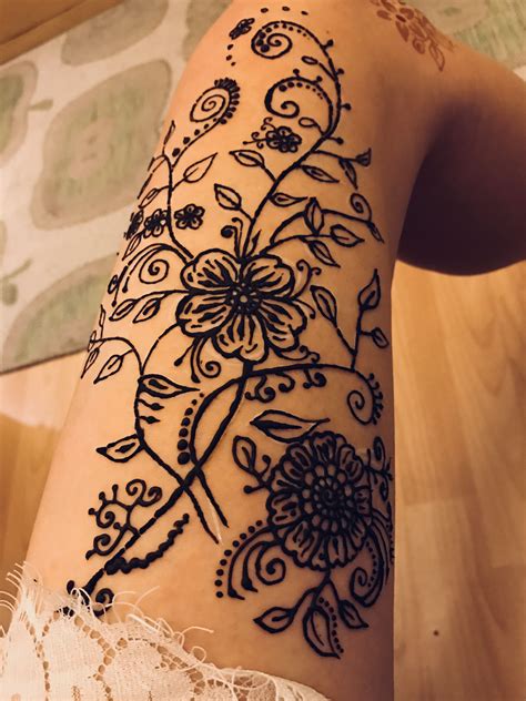 Top 138 Henna Thigh Tattoo Designs