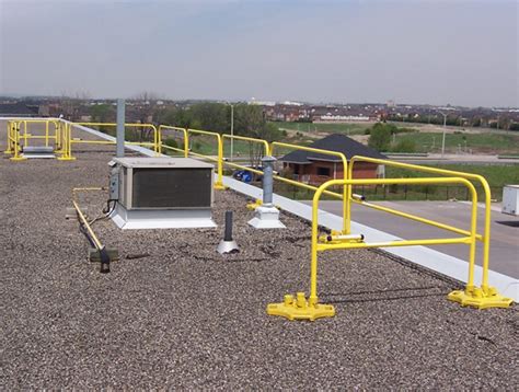 Safety Rail 2000 Sr2k Rooftop Guardrail System Non Penetrating Fall