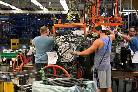 Survey Us Manufacturing Growth Slows To Lowest Since 2020