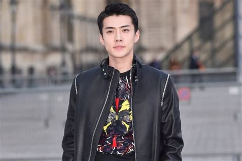 7 Alasan Cowok Ganteng Jomblo, Benarkah Demikian?