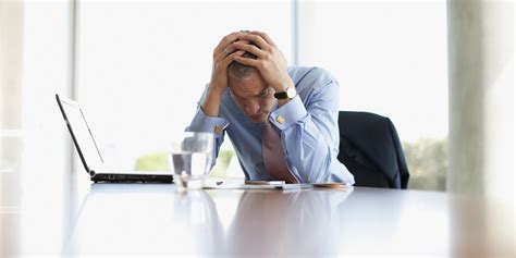Workplace Depression Tied To How Boss Treats You Study Huffpost