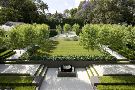 7 Exquisite Formal Gardens Cococozy