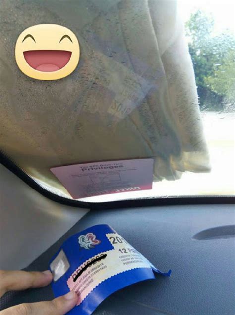 Belibsticker road tax cermin kereta. Cara Tanggalkan Stiker Road Tax Tanpa Tinggalkan Kesan Gam ...