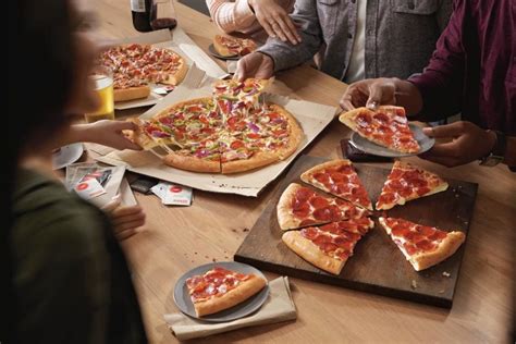 National Pizza Party Day Its A Thing Party It Up With Pizza Hut