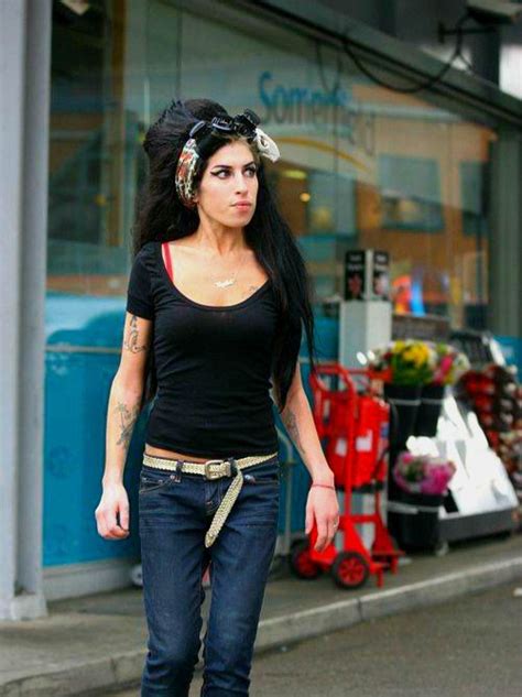 Pin By Каrina Smile On Amy Winehouse Winehouse Amy Winehouse