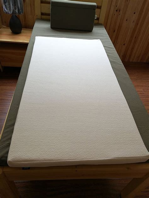 Unlike a lot of memory foam mattress toppers, the tempur proform is a very firm memory foam mattress topper that can actually help beds that need more support. INNX OP601006 2" Ultra Soft Memory Foam Mattress Toppers ...