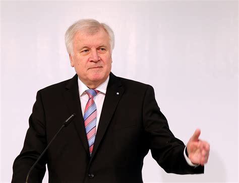 Germany's seehofer to unveil plan preventing migrants from escaping deportation. File:Horst Seehofer 2011.jpg - Wikimedia Commons