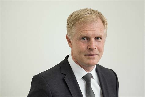 Our studio guest today is henrik enderlein, a professor of political economics at the hertie school of the new president of the hertie school of governance henrik enderlein opened the academic. Henrik Enderlein: Common answers to Europe's challenges ...