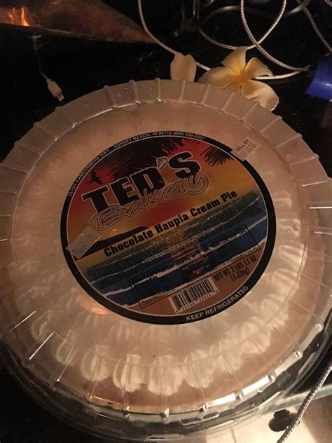 This chocolate cream pie is to die for. Ted's Bakery Chocolate Haupia Pie | Recipe | Haupia pie ...