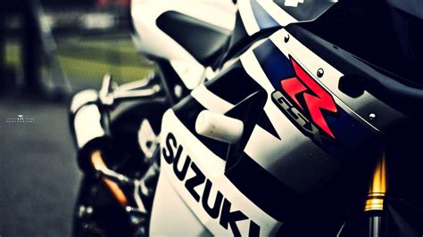 Papel pintado del cubo de rubik. Superbike Wallpapers - Wallpaper Cave