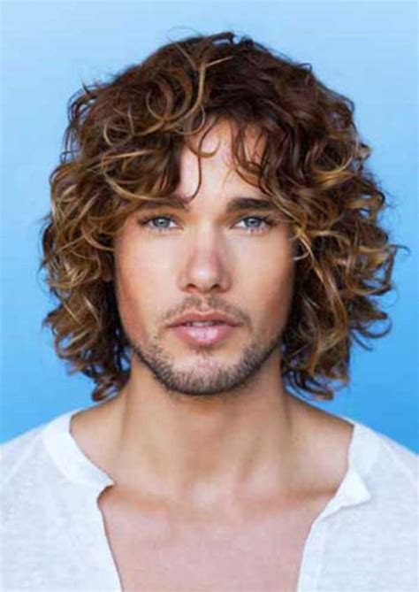 This hair type can be unruly and hard to. 101 Hairstyles For Guys With Curly Hair (2020) - Style Easily