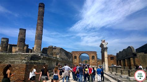 Pontos Turísticos De Nápoles Pompeia A Cidade Soterrada Pelo Vesúvio