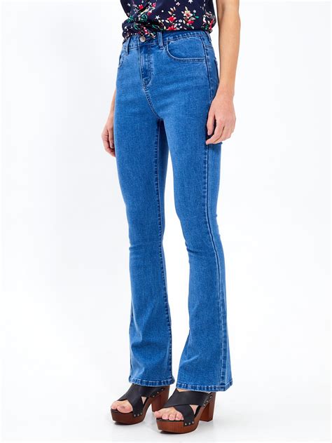 Flared Jeans In Mid Blue Wash Gate