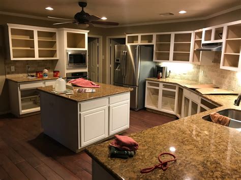 Average costs and comments from costhelper's team of professional journalists and community of users. Before and After Kitchen Cabinet Refacing Photos