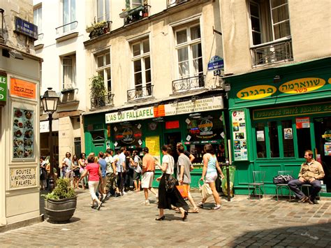Cool Restaurants Bars Hotels In Paris Business Insider