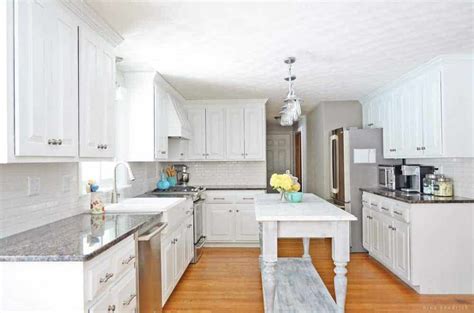 Add Character And Warmth To A White Kitchen 10 Tips And Tricks