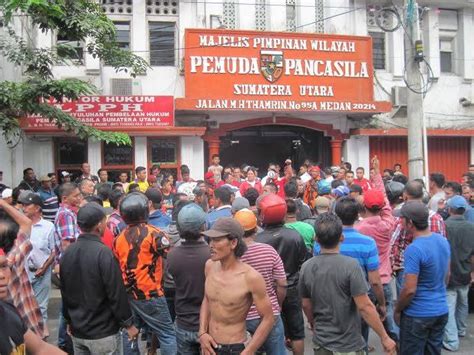 PP dan IPK Bentrok di Medan, Satu Orang Dikabarkan Tewas | tobasatu.com