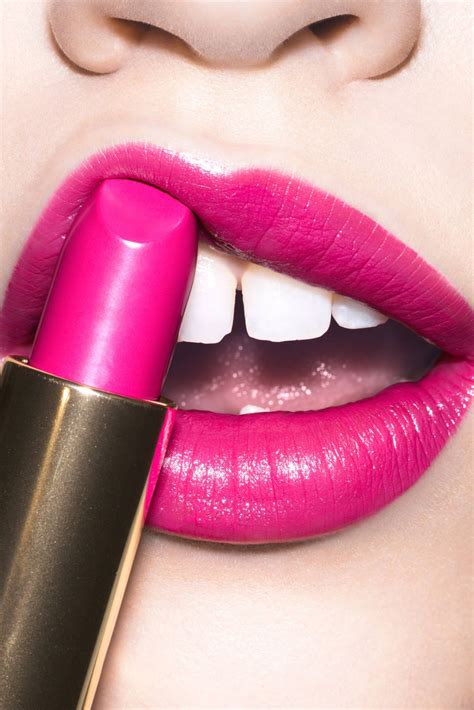 Lipsticks That Make Your Teeth Look Whiter