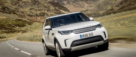 land rover discovery wins auto express car   year  british