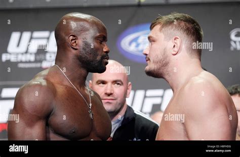 Ufc Fighters Cheick Kongo Left And Matt Mitrione Square Off During A