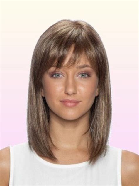 Leaving it until the chin is long will immediately draw attention so that all the attention is on your face; 16 Astonishingly Beautiful Medium Hairstyles with Bangs ...
