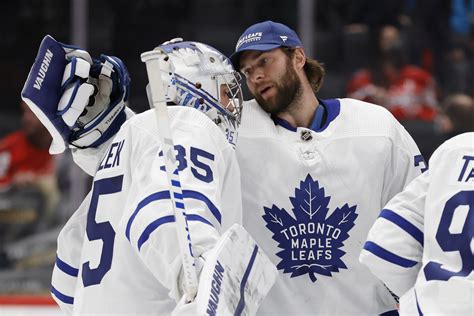 Nhl Rumors Maple Leafs Goalie Finished In Toronto Nhl Trade Rumors