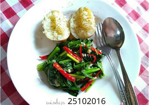 Lovelychef by tiedq tahunya ngabisin stock jadi banyakan putrennya 😊 resep acuan pakai pokcoy saya skip, lagi habis. Resep Sayur Bening Sawi Hijau Tahu : Recipe Appetizing Sop ...