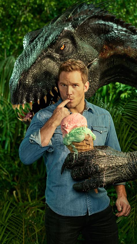 2160x3840 Chris Pratt With Indoraptor In Jurassic World Fallen Kingdom Entertainment Weekly Sony