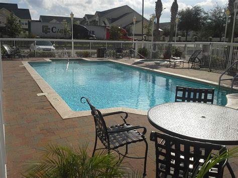 Hampton Inn Jacksonville East Regency Square Pool Pictures And Reviews